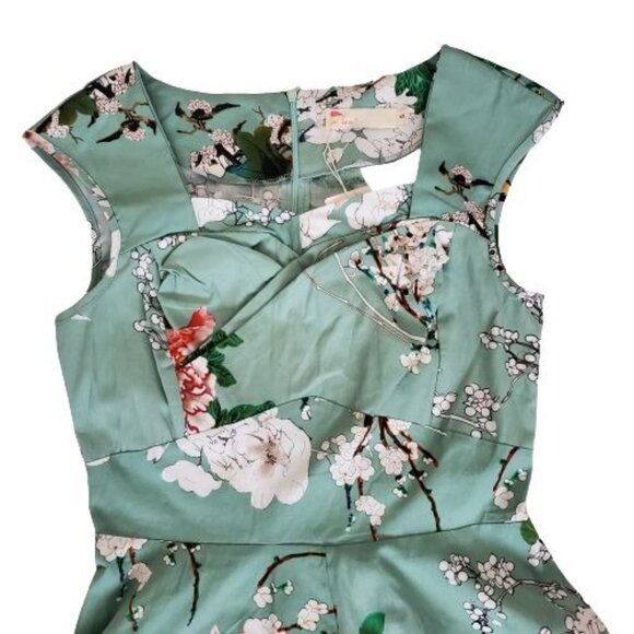 Feldie Floral Sweetheart Neck Cap Sleeve Floral Flare Dress Women's Small, NWT - Picture 3 of 12